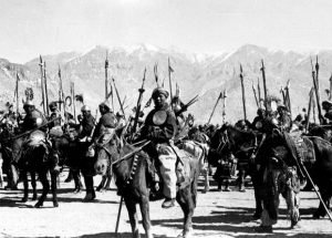 ཆ) ལྕགས་པོ་རིའི་སྨན་ཆུ་དང་། གོ་མཛོད་རྡོ་རྗེ་གླིང་།