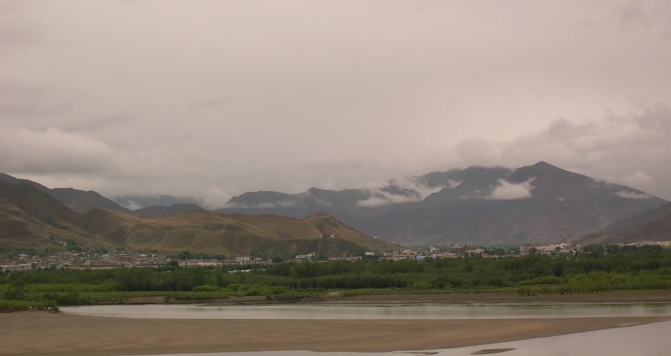 ལྷོ་ཁ་སྣེ་གདོང་རྫོང༌ངོ་སྤྲོད།