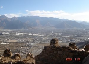 བཅུ་དགུ། ལྷ་སའི་ས་བཀྲ་ངན་པའི་རི་ལྔ།