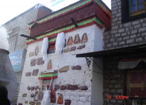 ཞེ་གཅིག ལྷ་སའི་ཟུར་བཞི།