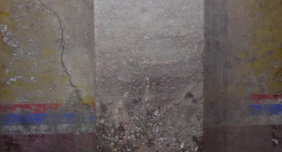 བཙན་པོའི་བང་སོའི་མདུན་གྱི་རྡོ་རིང་། (9)