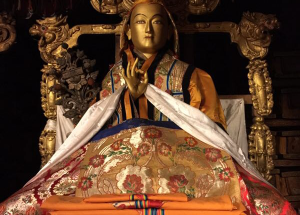 ༸  རྒྱལ་བ་སྐུ་ཕྲེང་དྲུག་པ། ཚངས་དབྱངས་རྒྱ་མཚོའི་རྣམ་ཐར་སྙིང་བསྡུས།