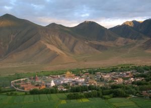ལོ་ཙཱ་བ། ཞང་ཡེ་ཤེས་སྡེ།