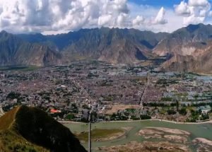 ལྷ་སར་ལྷ་ས་ཞེས་པའི་མིང་ཐོགས་དོན།