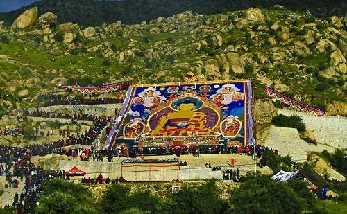 འབྲས་སྤུངས་ཞོ་སྟོན་གྱི་ལོ་རྒྱུས་ཕྱོགས་བསྡུས།