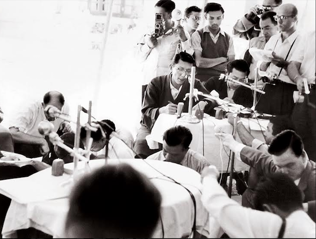 ཡབ་གཞིས་གཡུ་ཐོག་འཇིགས་མེད་རྡོ་རྗེ་མཆོག་སྐུ་ཚེའི་འཕེན་པ་རྫོགས་པ།