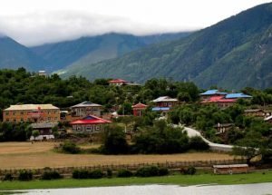 ཀོང་པོ་ཀཿརྣམ་གྲོང་ཚོ་ངོ་སྤྲོད།