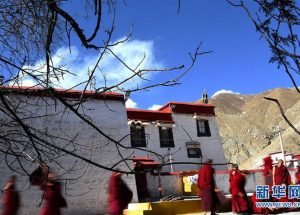 ཆུ་བཟང་དགོན་དང་། འཇང་དགོན། མཁའ་ལུང་རི་ཁྲོད། ལྷོ་ཁ་རྫིང་ཕྱི་དགོན་པའི་གནས་བཤད།