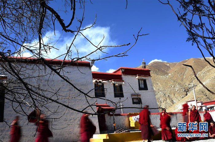 ཆུ་བཟང་དགོན་དང་། འཇང་དགོན། མཁའ་ལུང་རི་ཁྲོད། ལྷོ་ཁ་རྫིང་ཕྱི་དགོན་པའི་གནས་བཤད།