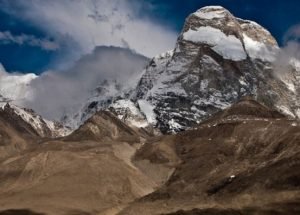 འཇམ་མགོན་བླ་མ་ཝཱ་གིནྡྲ་བུདྡྷ་བཛྲའི་རྣམ་ཐར་སྙིང་བསྡུས།