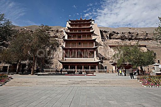 ཏུན་ཧོང་གཏེར་ཡིག་ལས་བོད་ཀྱི་བཙན་པོ་རིམ་བྱུང་གི་ལོ་རྒྱུས།