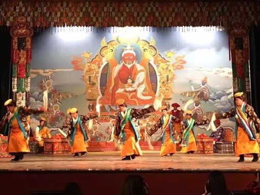 སྣང་ས་འོད་འབུམ་གྱི་རྣམ་ཐར།