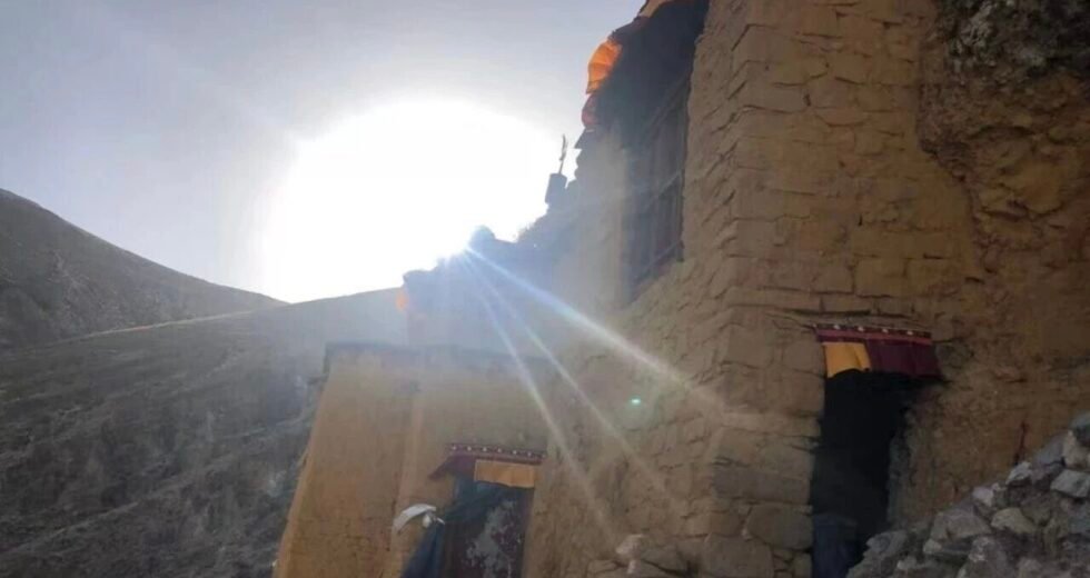 ཆུའི་ལོ་རྒྱུས་དང་འབྲེལ་བའི་འཁྲུལ་སེལ་ཁག་གཉིས་པ།