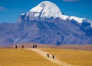 མངའ་རིས་ལོ་རྒྱུས་ལས། ཡུལ་སྡེ་དང་། རི། ལ། མཚོ། གཙང་པོ་དང་། ཞིང་འབྲོག་ཐོན་ཁུངས། གནའ་ཤུལ་དང་དམངས་སྲོལ།