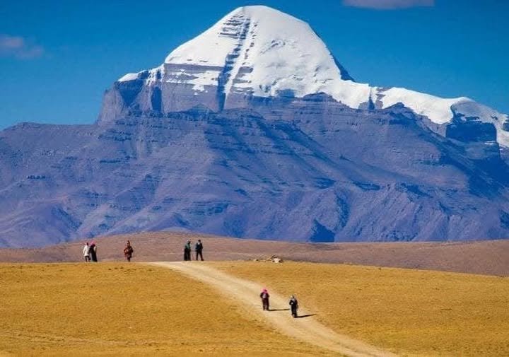 མངའ་རིས་ལོ་རྒྱུས་ལས། ཡུལ་སྡེ་དང་། རི། ལ། མཚོ། གཙང་པོ་དང་། ཞིང་འབྲོག་ཐོན་ཁུངས། གནའ་ཤུལ་དང་དམངས་སྲོལ།