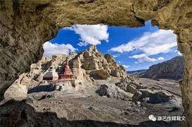 མངའ་རིས་སྒར་དཔོན་དང་སྤྱི་ཁྱབ་རིམ་བྱུང་།