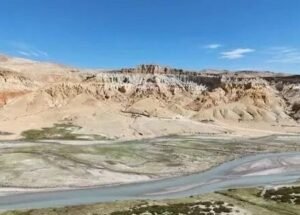 བོད་ཀྱི་ནུབ་རྒྱུད་ཁྱུང་ལུང་གནའ་ཤུལ་ཁྱུང་ལུང་གྲོང་ཚོའི་ལོ་རབས་རིག་པ་དང་དེ་བཞིན་མིའི་རིགས་ཀྱི་བྱེད་སྒོའི་ལོ་རྒྱུས་དབྱེ་ཞིབ།